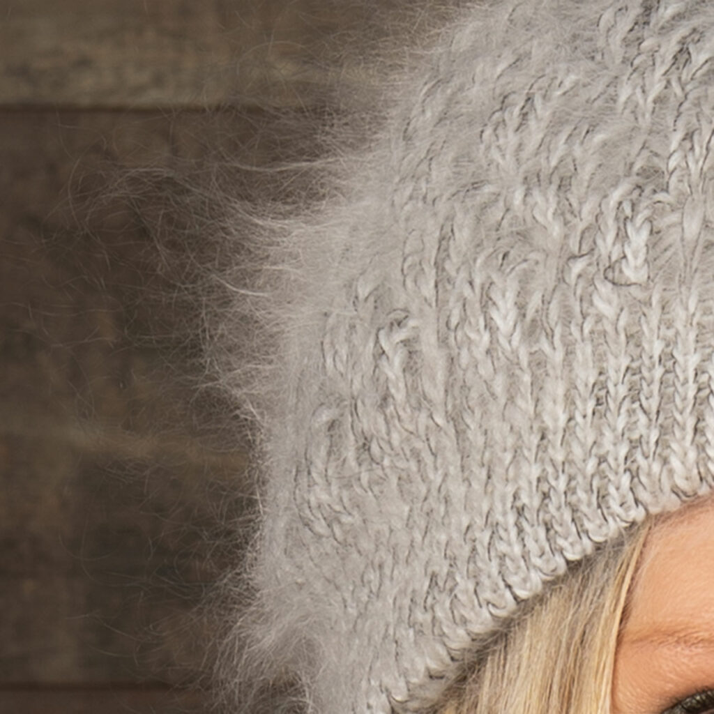 Gorro de lana de cabra hecho a mano - Belosnezka