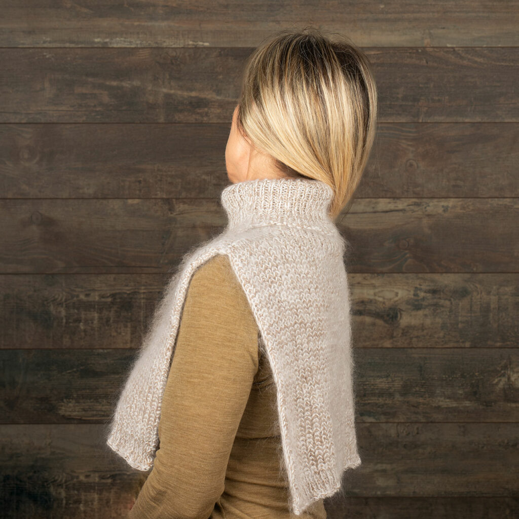 Calentador de cuello de lana de cabra hecho a mano - Babulechka